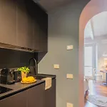 Oc By Rent Apartment *