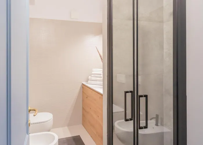 Oc By Rent Apartment *